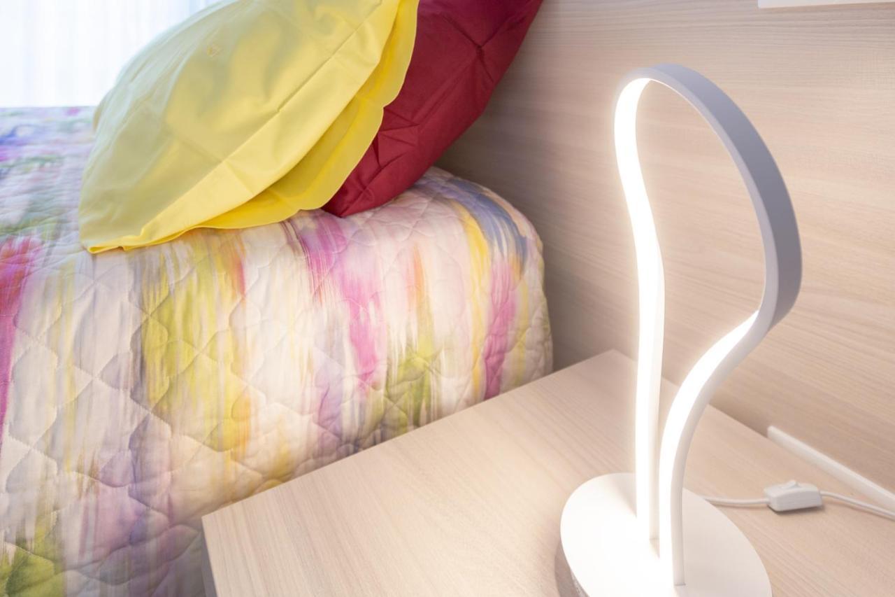 Apartment Enjoy, By Short Holidays